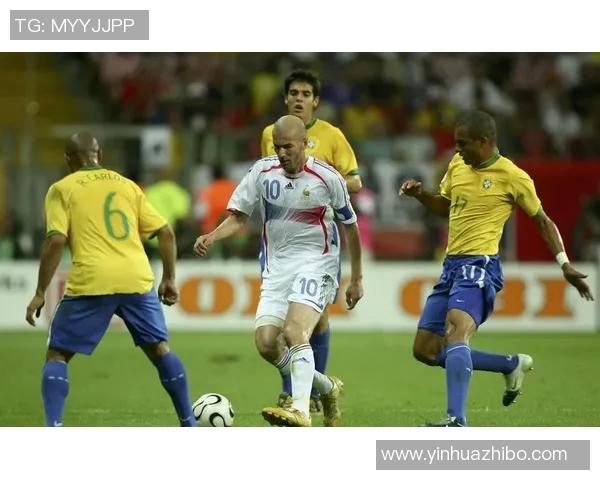 巴西与法国足球历史对阵回顾及精彩瞬间分析