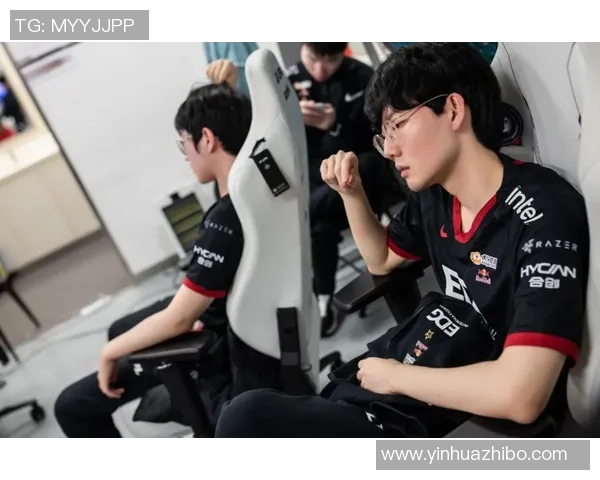 谢菲尔联与博尔顿的激烈对决谁能在这场比赛中笑到最后 谢菲尔联与博尔顿的激烈对决谁能在这场比赛中笑到最后