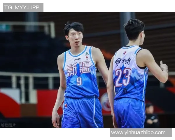 第13轮精彩对决新疆队迎战青岛队争夺胜利的关键时刻